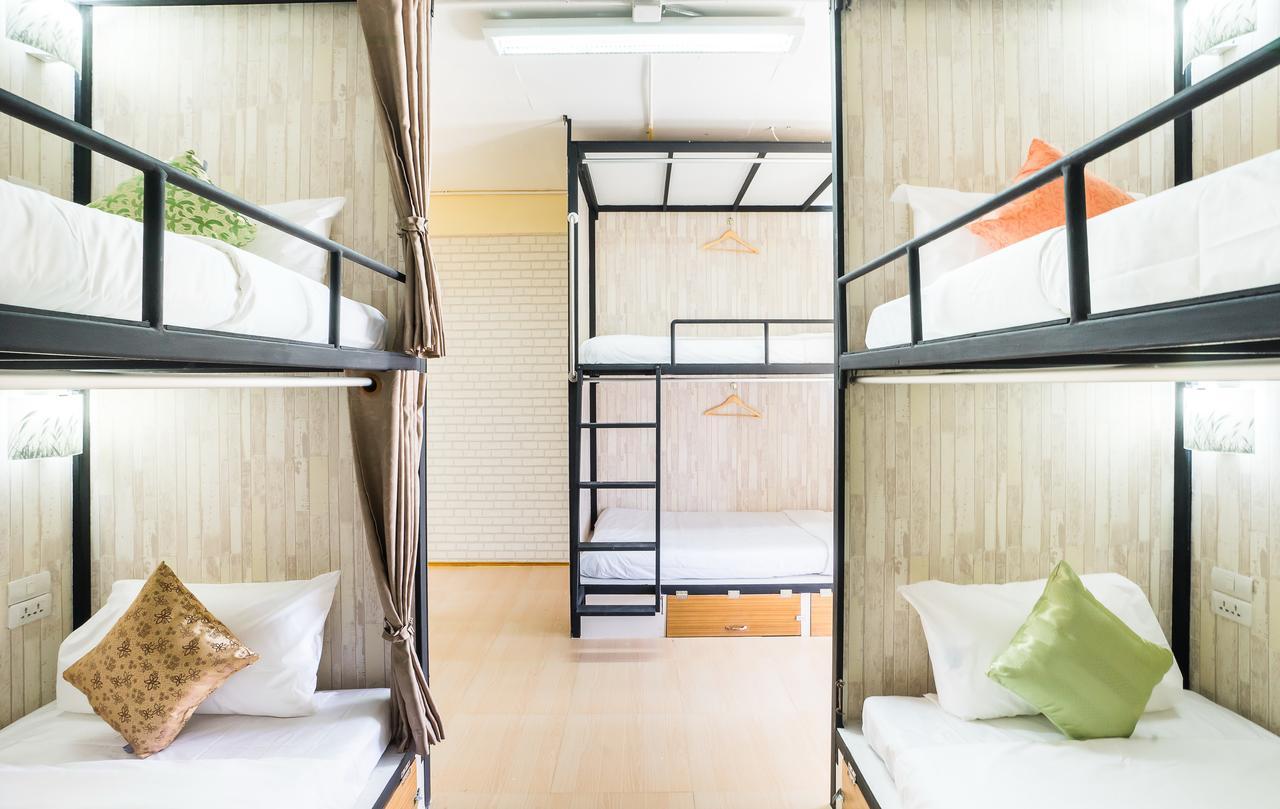 Hostel At Thonglor Bangkok Bagian luar foto
