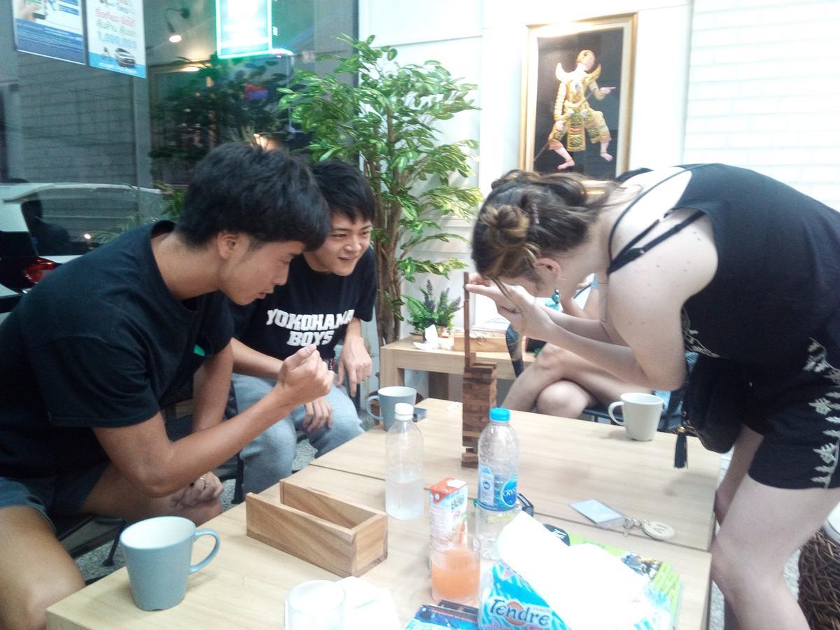 Hostel At Thonglor Bangkok Bagian luar foto